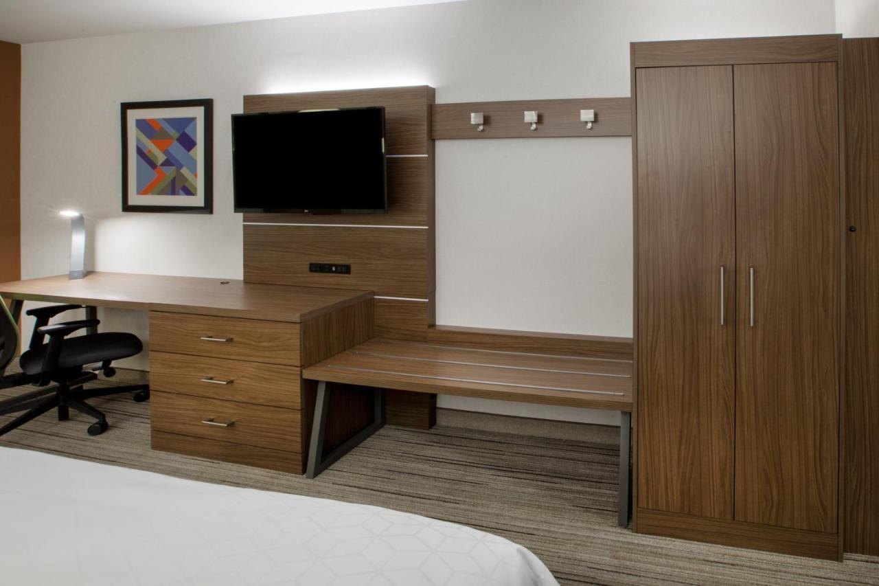 Holiday Inn Express & Suites Windsor East - Lakeshore By Ihg Tecumseh 외부 사진