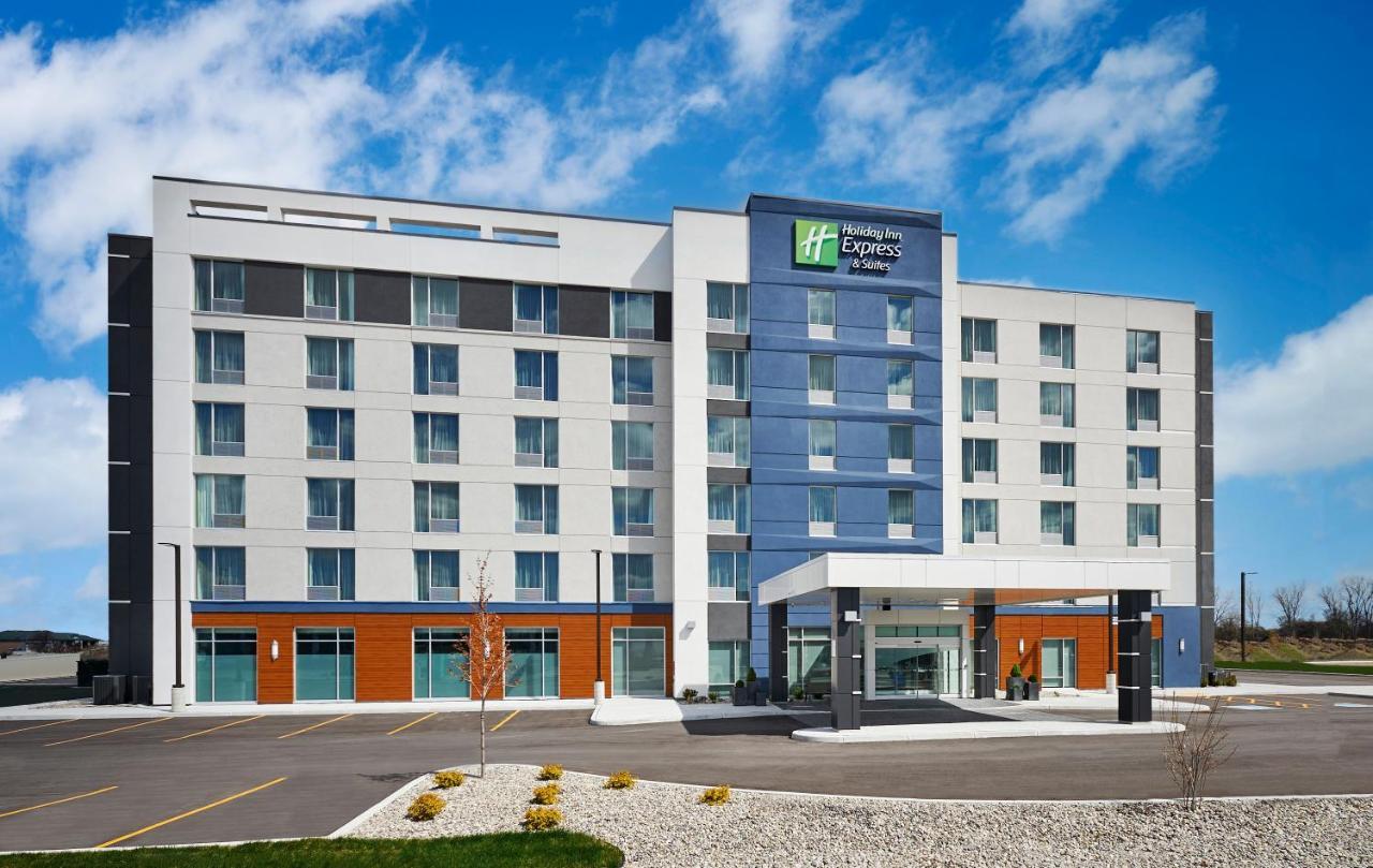 Holiday Inn Express & Suites Windsor East - Lakeshore By Ihg Tecumseh 외부 사진